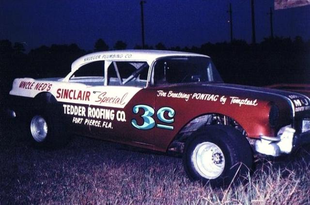 Leon Sheffield's Pontiac which was driven by Billy Taylor, John Wigham, Jim McGuirk and Dick Crowe (Noel Sheffield Collection)