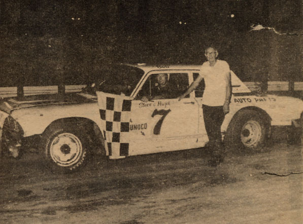 Bob Bradley with car owner Steve Grega after a win in 1972 (Don Bok Photo - Berry Collection)
