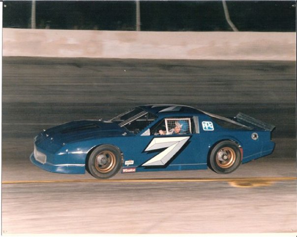 Leroy Porter in the last car owned by Lewis Green, a Frankie Grill car in 1986 (Jim Jones Photo - Porter Collection)