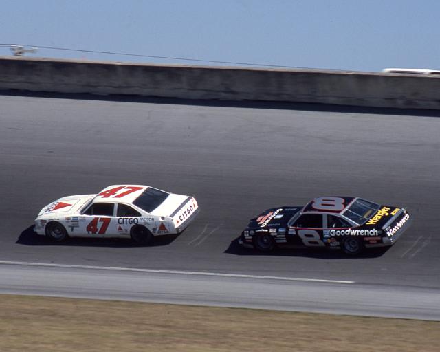 1986+Goody_s+300+-+Dale+Earnhardt+chases+Kyle+Petty___+This+was+Dale_s+first+Goodwrench-sponsored+car+_amp_+he+won+the+race_.jpg